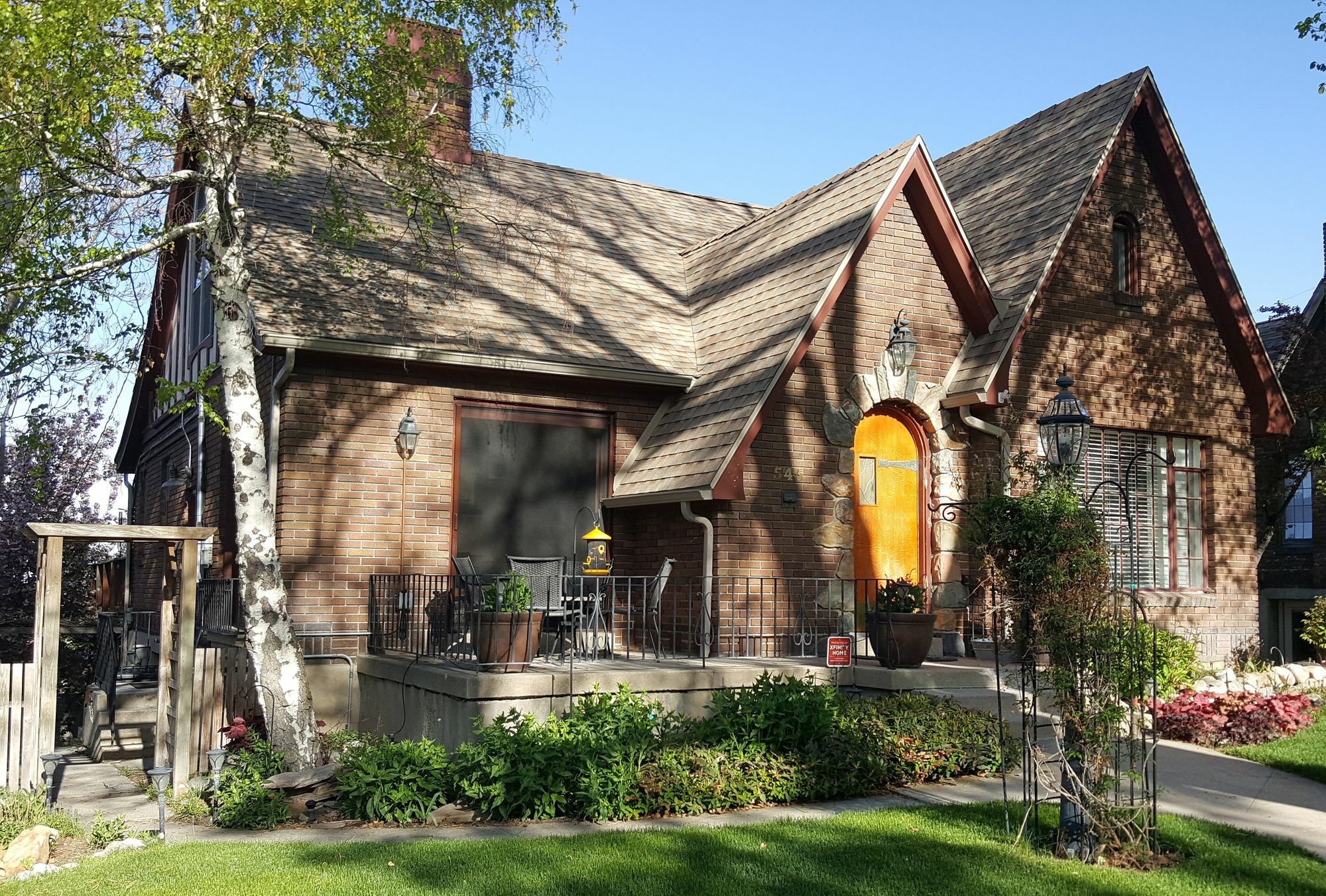 Desoto Tudor On Capitol Hill Bed & Breakfast Salt Lake City Exterior photo